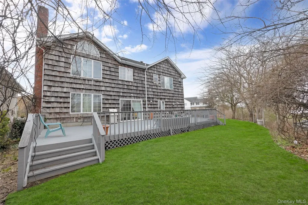708 Park Lane Cedarhurst NY 11516