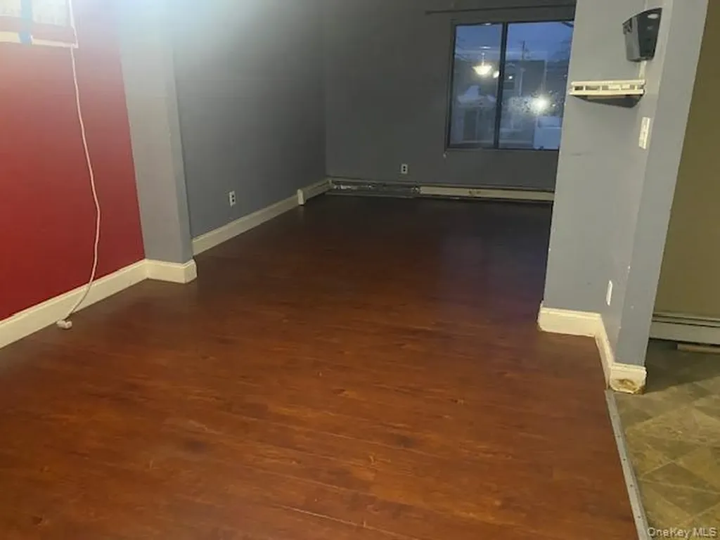 18 Windus Drive Shirley NY 11967