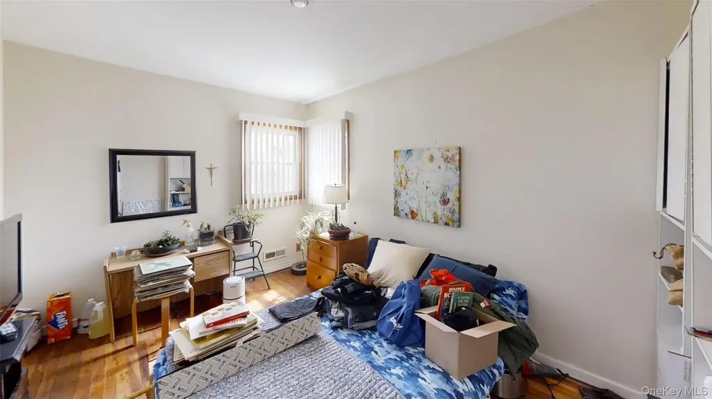 262 Cherry Place East Meadow NY 11554