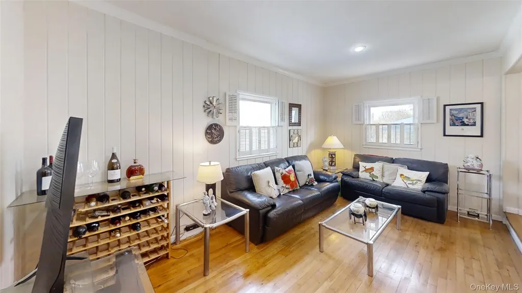 262 Cherry Place East Meadow NY 11554