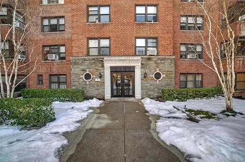 2 Fisher Drive Mount Vernon NY 10552