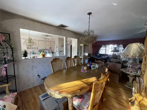 840 Robin Court Baldwin NY 11510