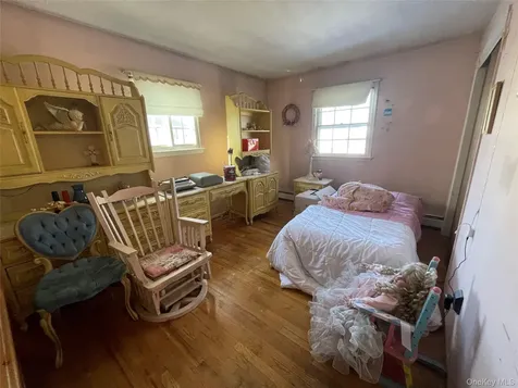 840 Robin Court Baldwin NY 11510