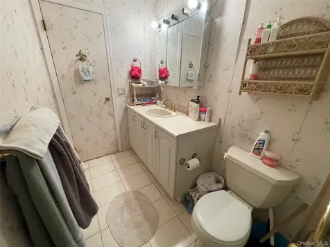 840 Robin Court Baldwin NY 11510