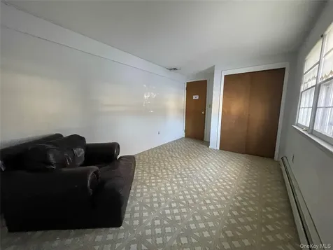 840 Robin Court Baldwin NY 11510