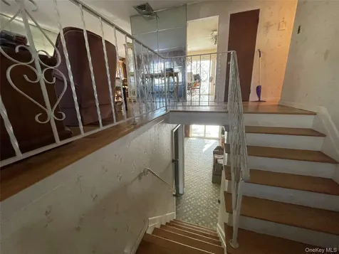 840 Robin Court Baldwin NY 11510