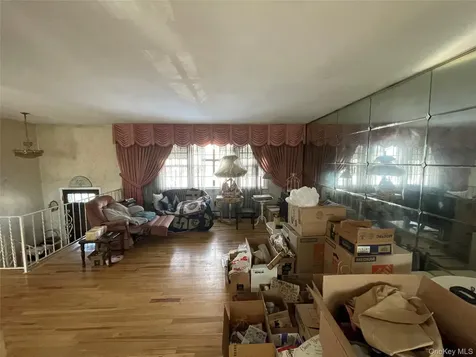 840 Robin Court Baldwin NY 11510