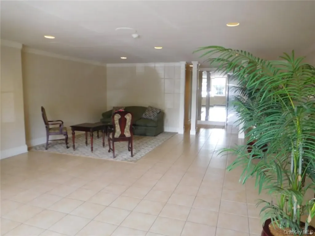 2 Consulate Drive Tuckahoe NY 10707