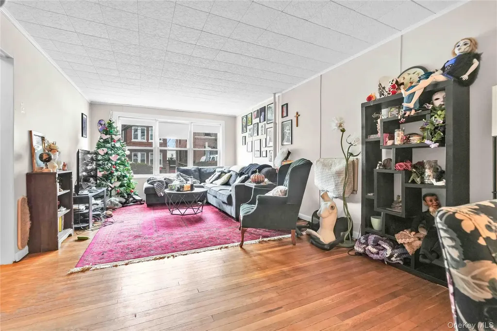 2327 28th Street Astoria NY 11105
