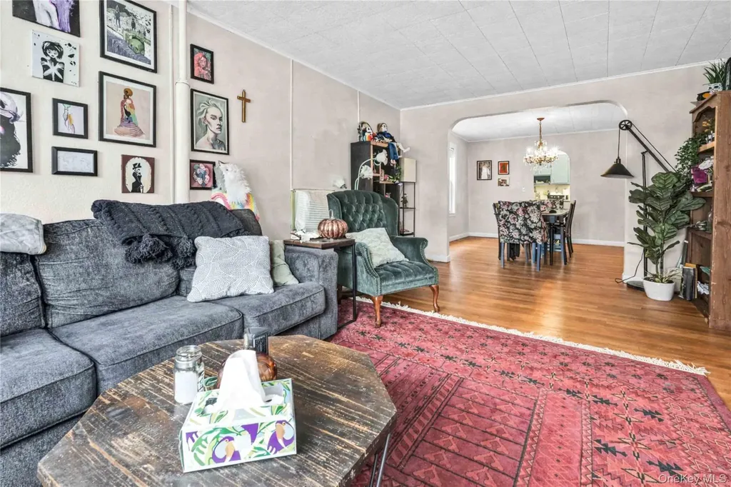2327 28th Street Astoria NY 11105