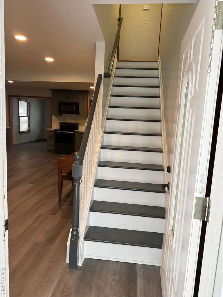 218 Bayview Drive Mastic Beach NY 11951