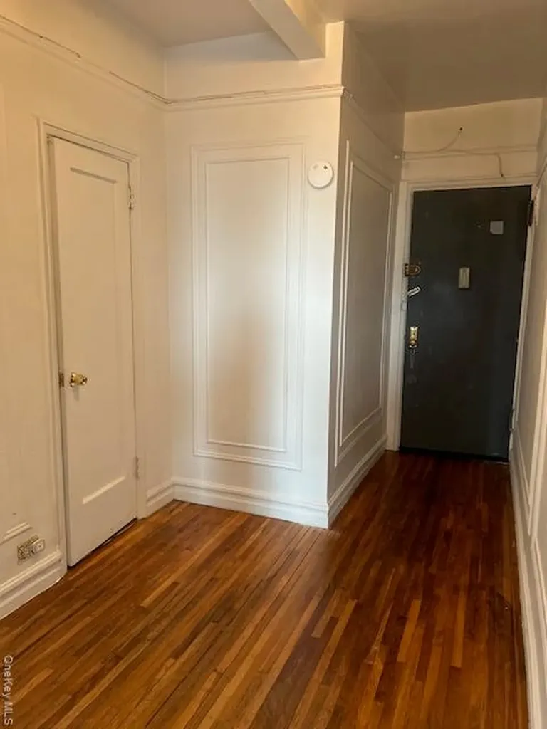 754 Brady Avenue Bronx NY 10462