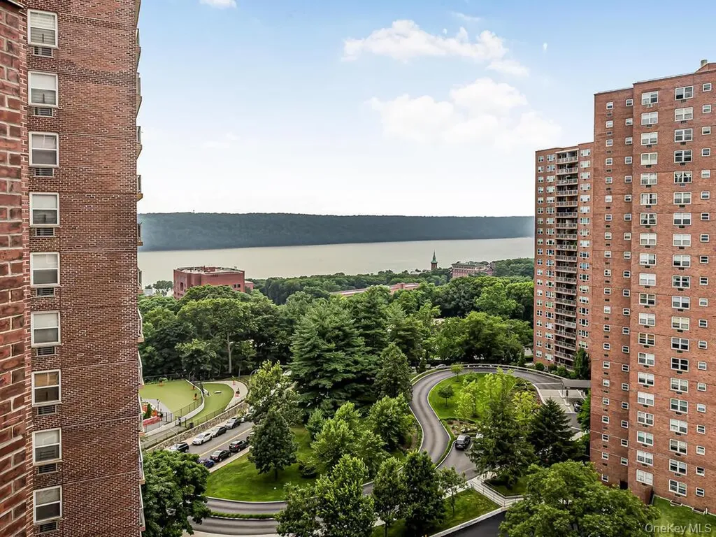 5800 Arlington Avenue Bronx NY 10471