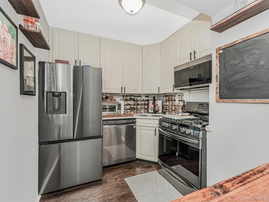 5800 Arlington Avenue Bronx NY 10471