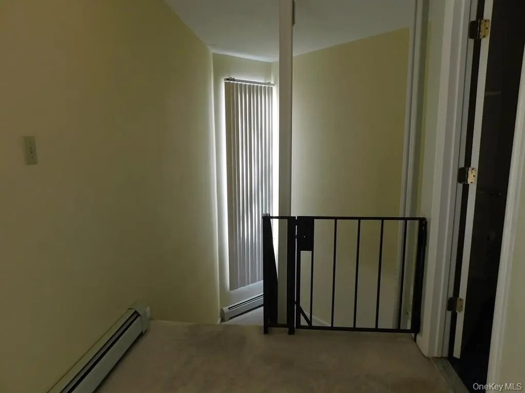 729 Hewitt Lane New Windsor NY 12553