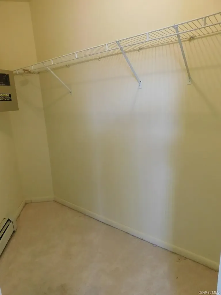 729 Hewitt Lane New Windsor NY 12553