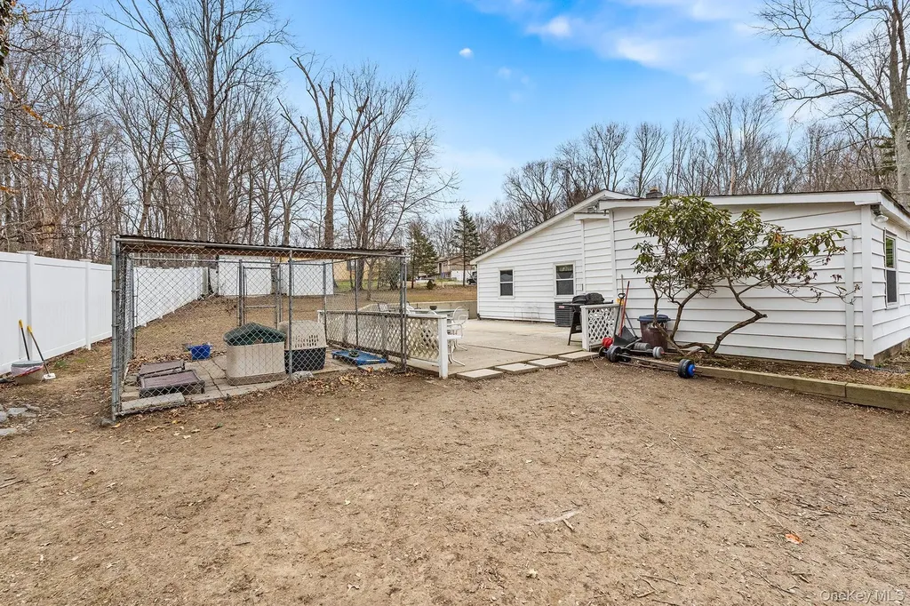 9 Hill View Road New Windsor NY 12553