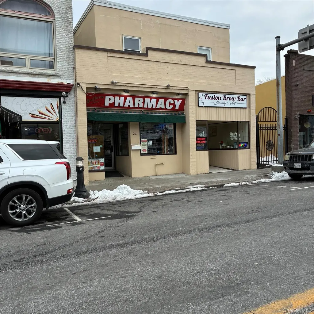 24 Lafayette Avenue Suffern NY 10901