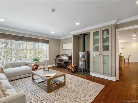 79 Greenacres Avenue Scarsdale NY 10583