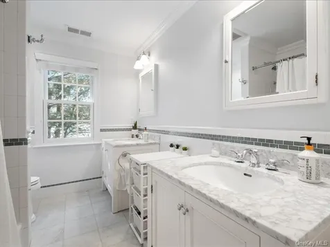 79 Greenacres Avenue Scarsdale NY 10583