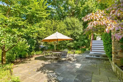 79 Greenacres Avenue Scarsdale NY 10583