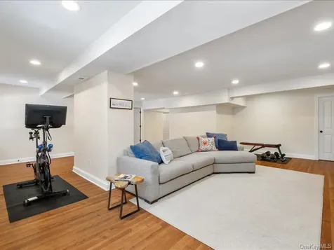 79 Greenacres Avenue Scarsdale NY 10583