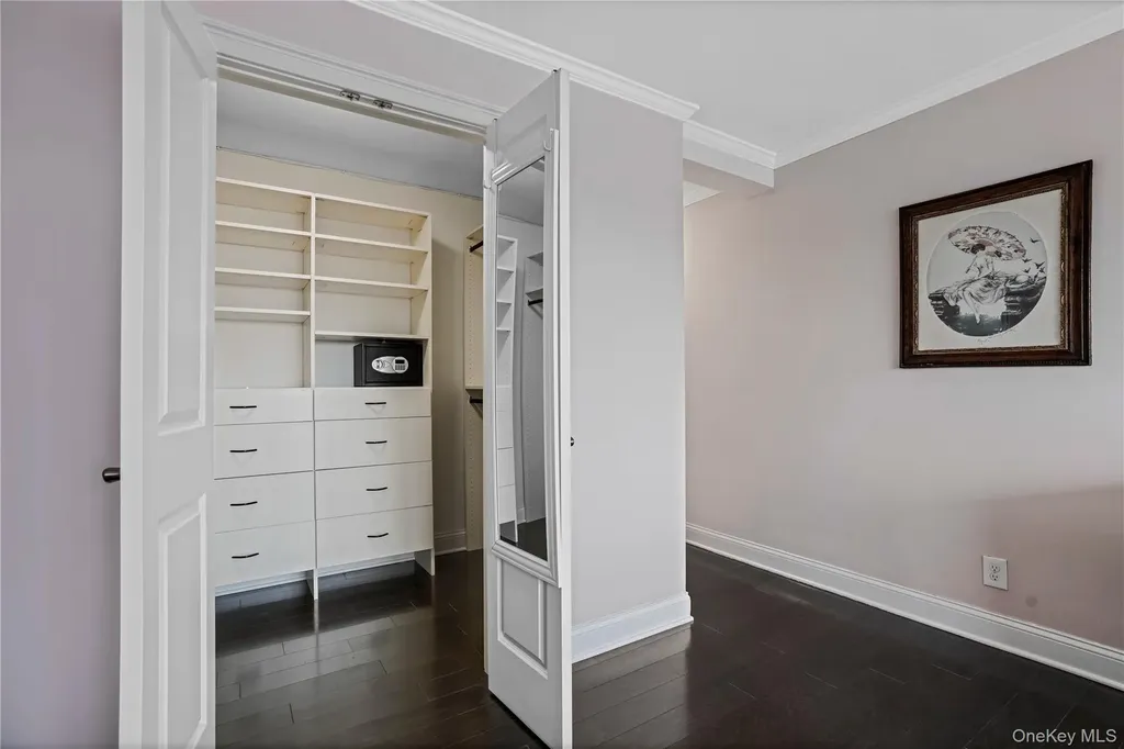 12 Old Mamaroneck Road White Plains NY 10605