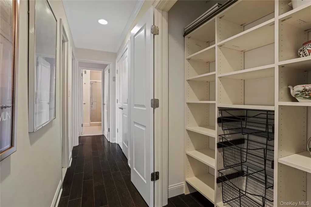 12 Old Mamaroneck Road White Plains NY 10605