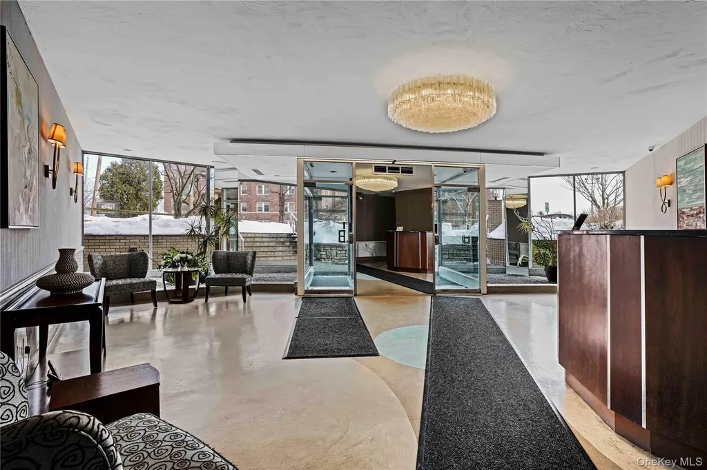 12 Old Mamaroneck Road White Plains NY 10605