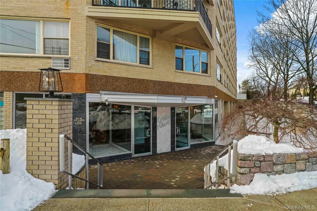 12 Old Mamaroneck Road White Plains NY 10605