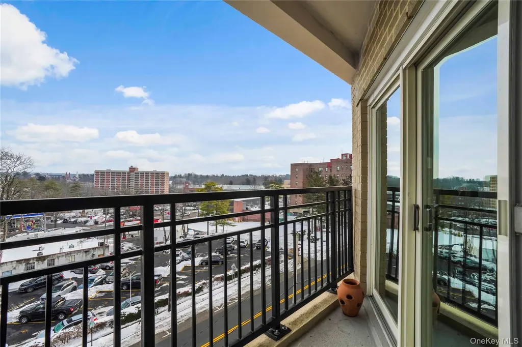 12 Old Mamaroneck Road White Plains NY 10605