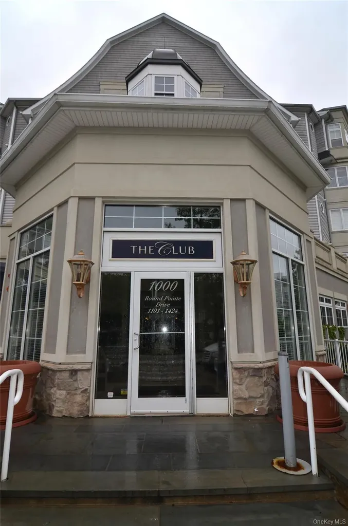 1308 Round Pointe Drive Haverstraw NY 10927