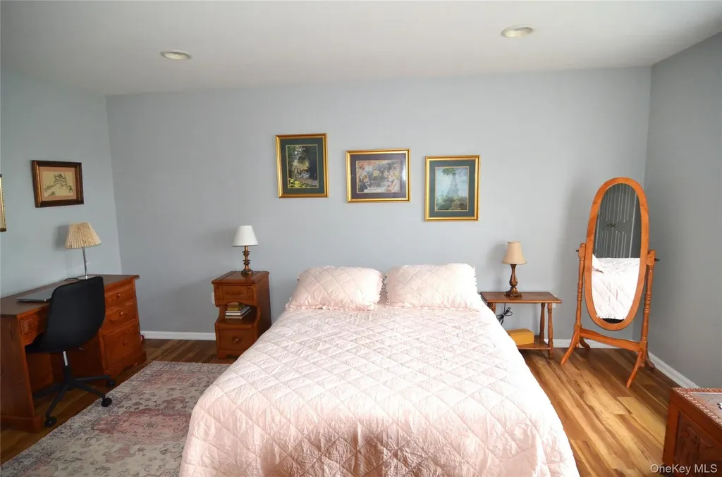 1308 Round Pointe Drive Haverstraw NY 10927