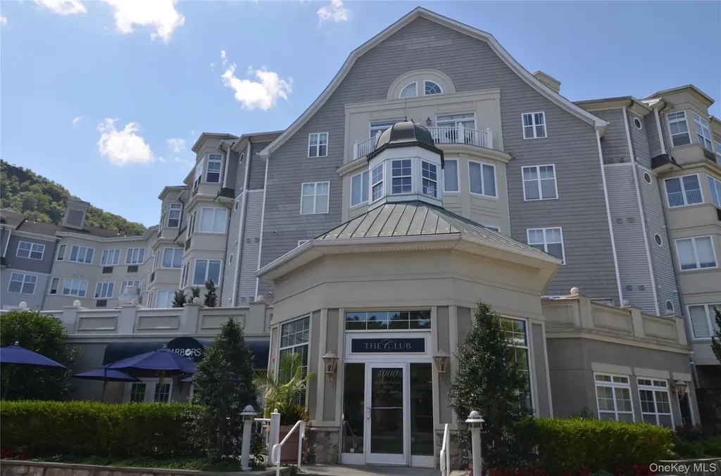 1308 Round Pointe Drive Haverstraw NY 10927