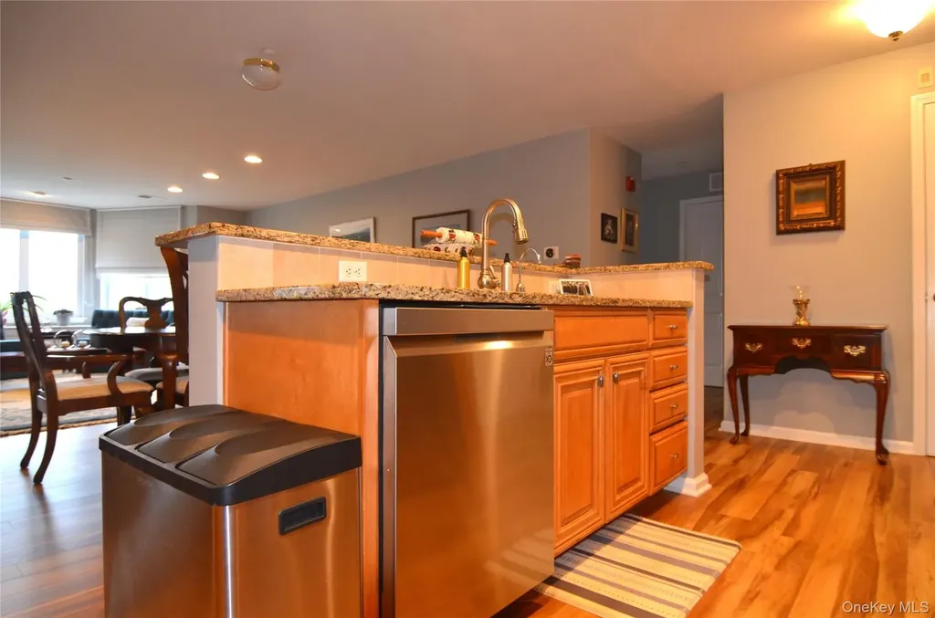 1308 Round Pointe Drive Haverstraw NY 10927