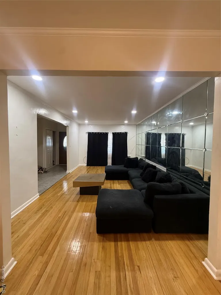 218 E 88th Street Brooklyn NY 11236