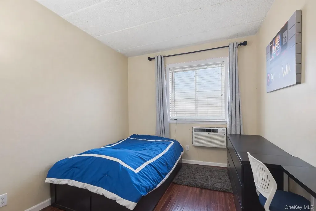 863 Home Street Bronx NY 10459