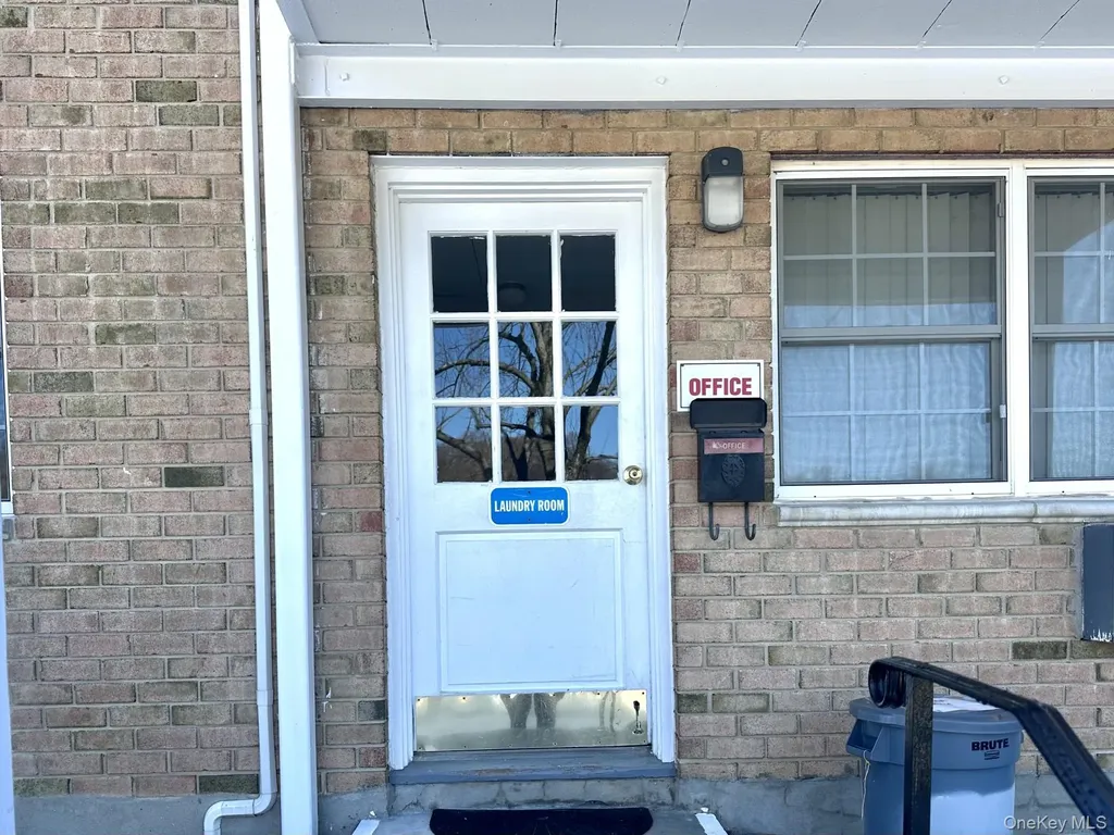 1840 Crompond Road Peekskill NY 10566