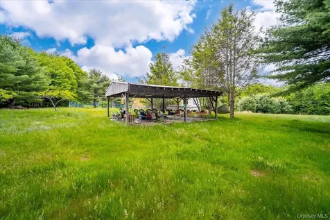101 Red Star Road Greenfield Park NY 12435