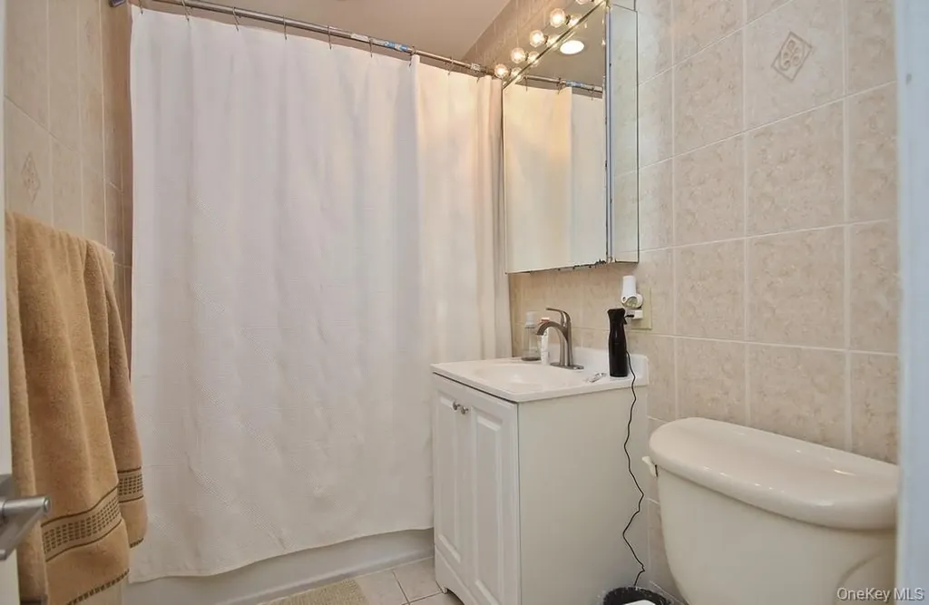 423 Parkview Avenue Yonkers NY 10710