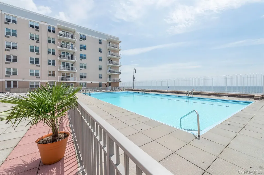 522 Shore Road Long Beach NY 11561