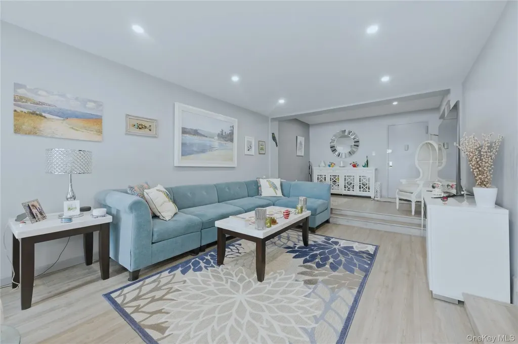 522 Shore Road Long Beach NY 11561