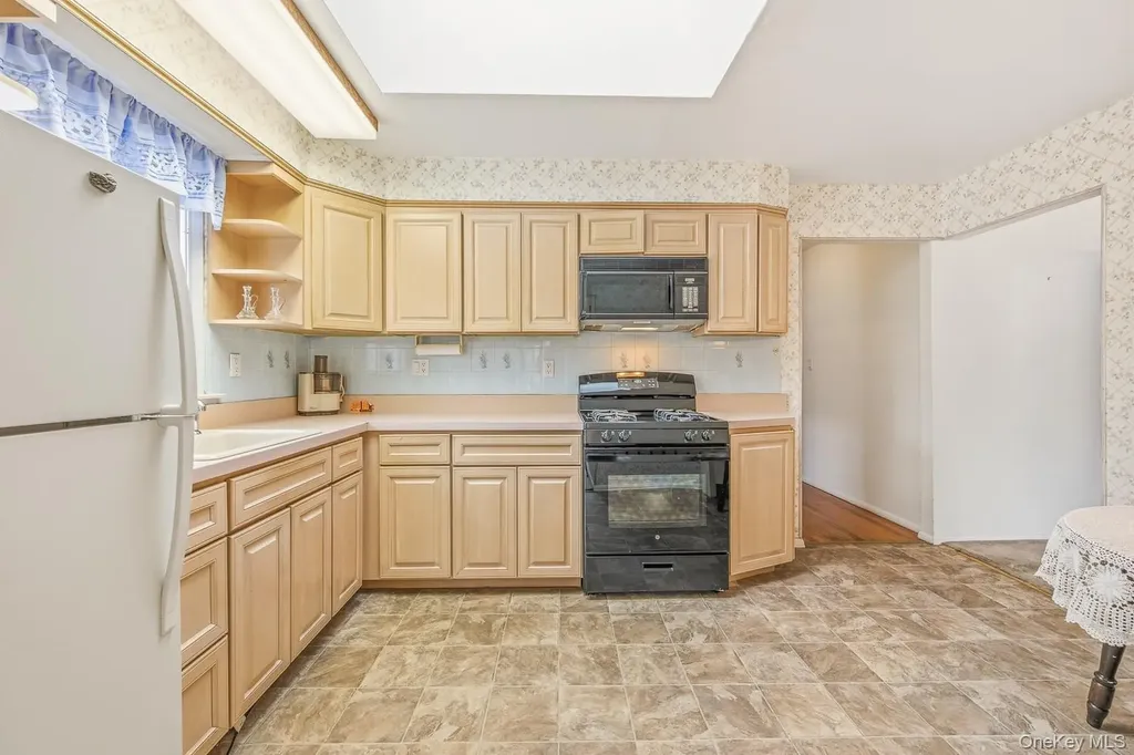 138-07 13th Avenue Malba NY 11357