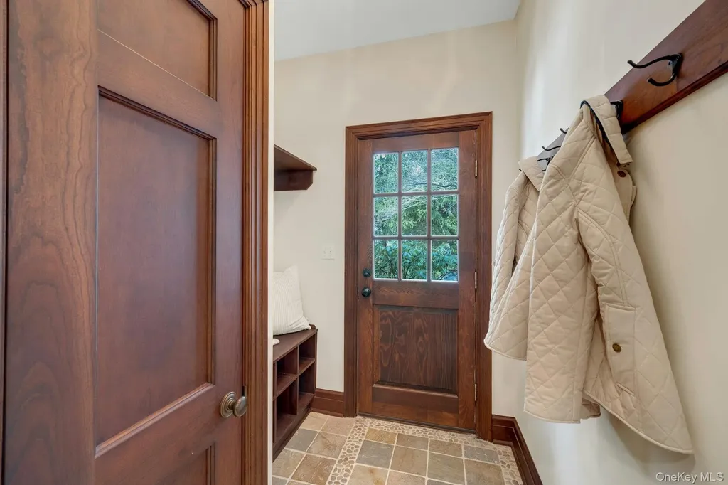 15 Carstensen Road Scarsdale NY 10583
