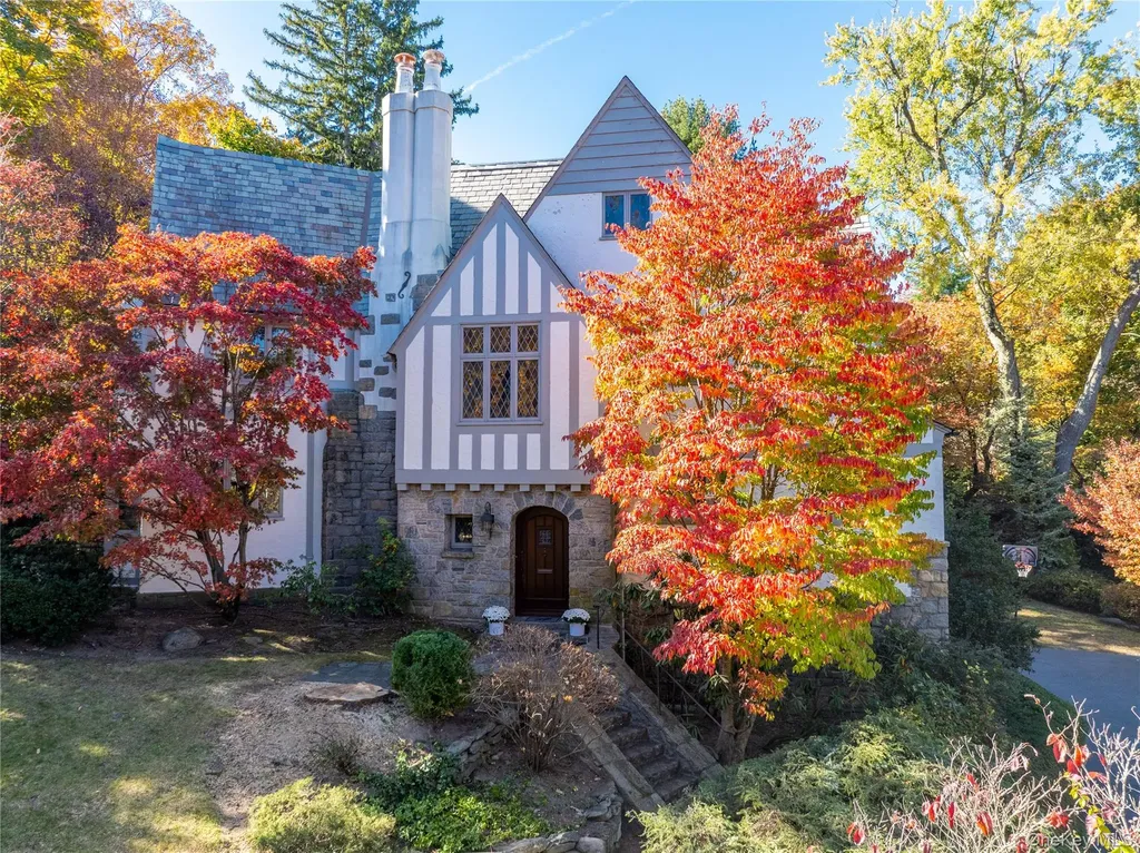 15 Carstensen Road Scarsdale NY 10583