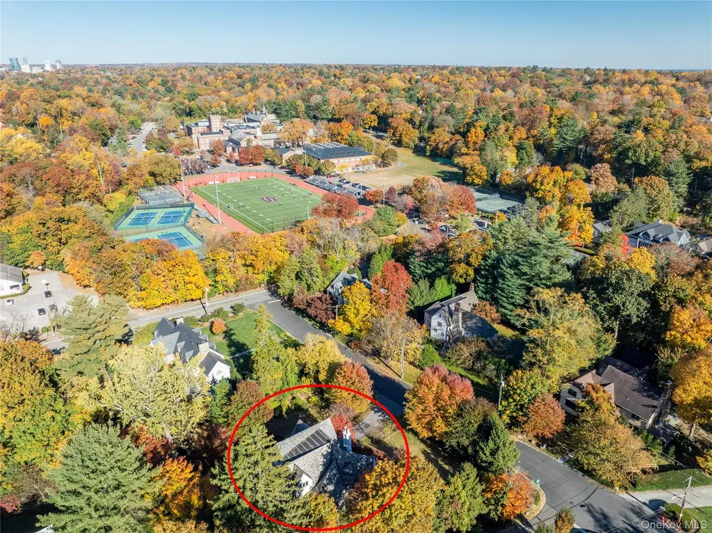 15 Carstensen Road Scarsdale NY 10583