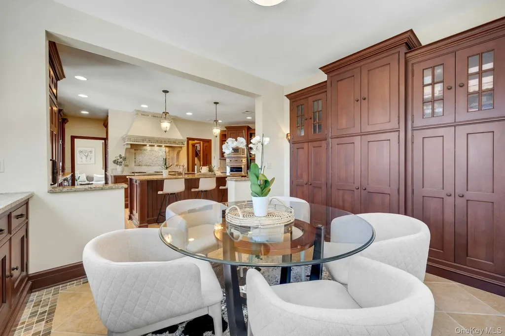 15 Carstensen Road Scarsdale NY 10583