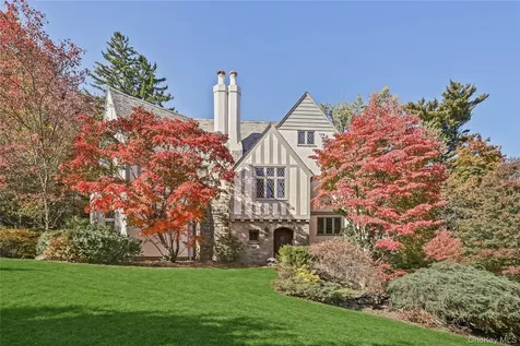 15 Carstensen Road Scarsdale NY 10583
