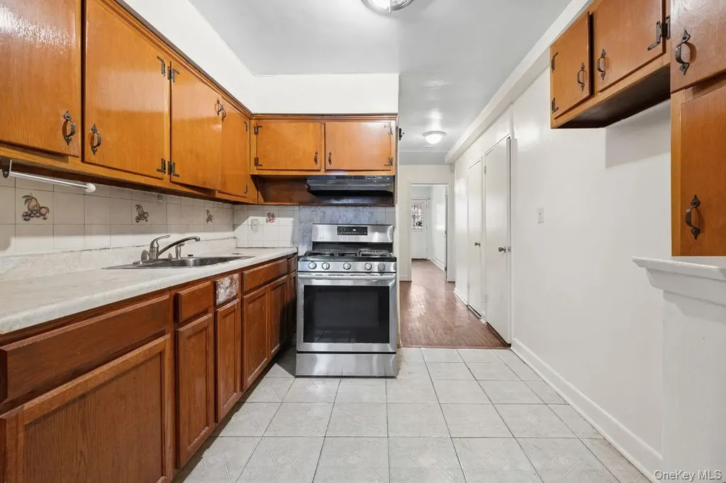 1336 E 99 Street Brooklyn NY 11236
