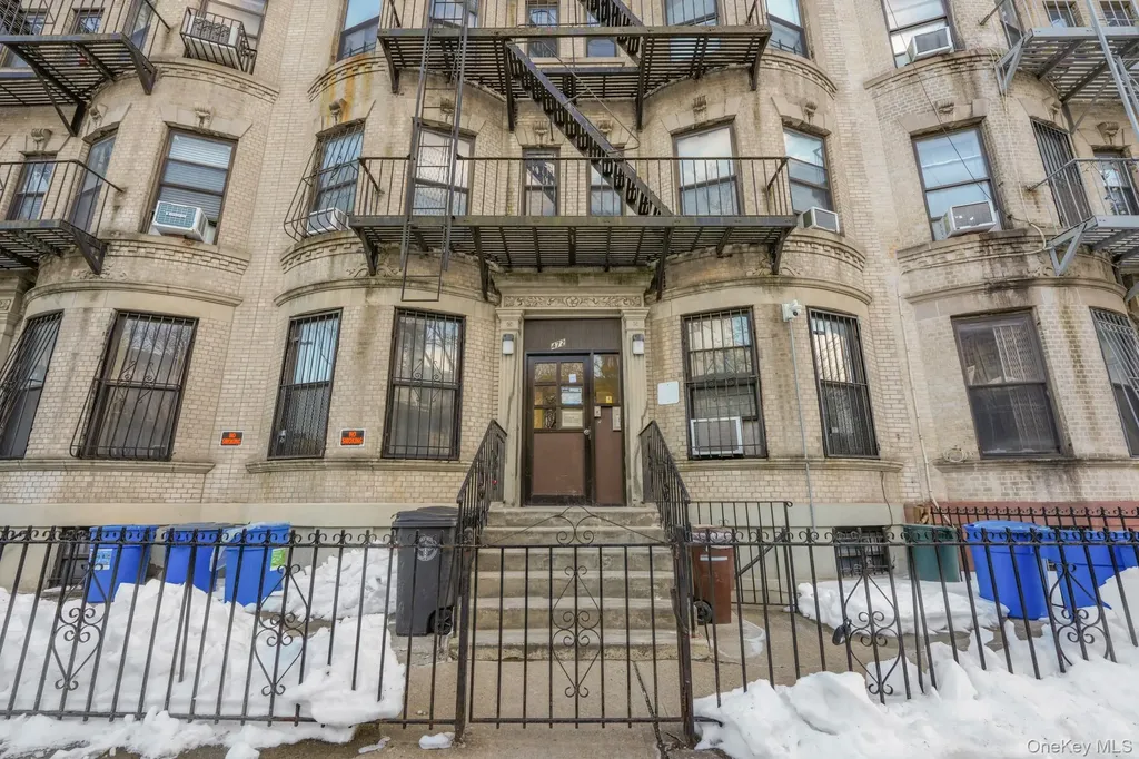 472 Bainbridge Street Brooklyn NY 11233
